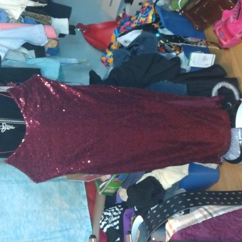Revamped women's wine red sequins dress sz Large